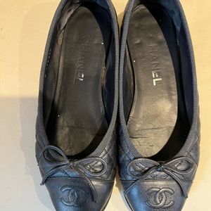 Chanel Quilted Ballet flats 36.5 / 6.5 Navy